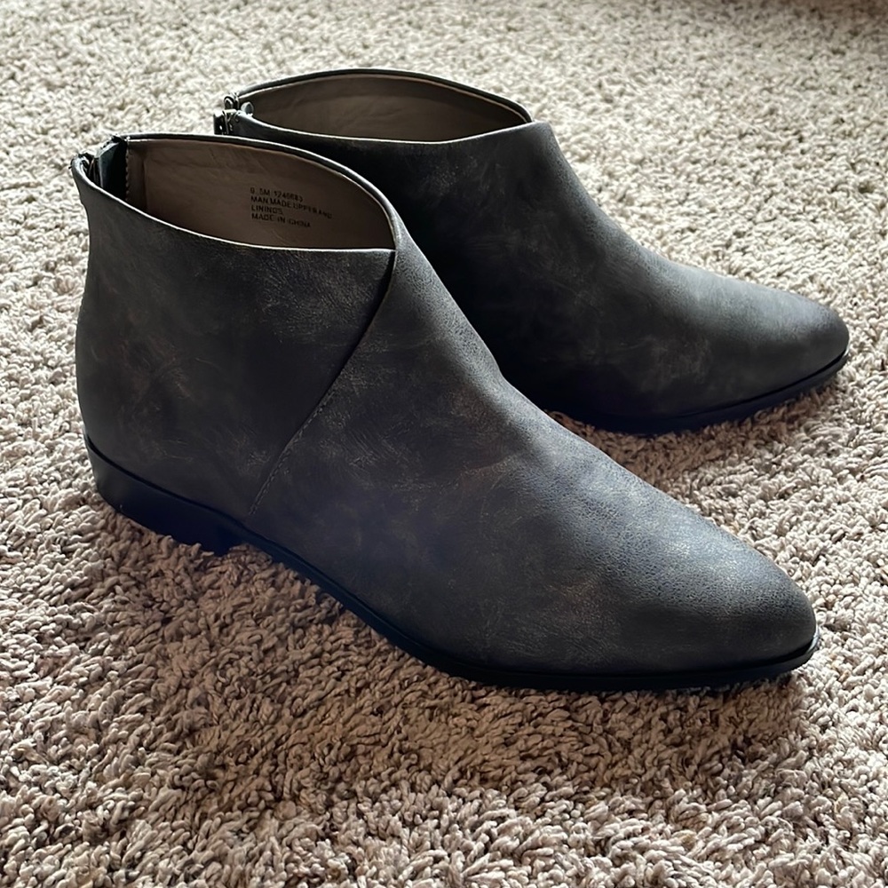 ARRAY Waverly gray ankle boots.